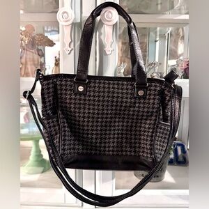 Thirty-One Black and Gray Houndstooth Tote Never used like brand new